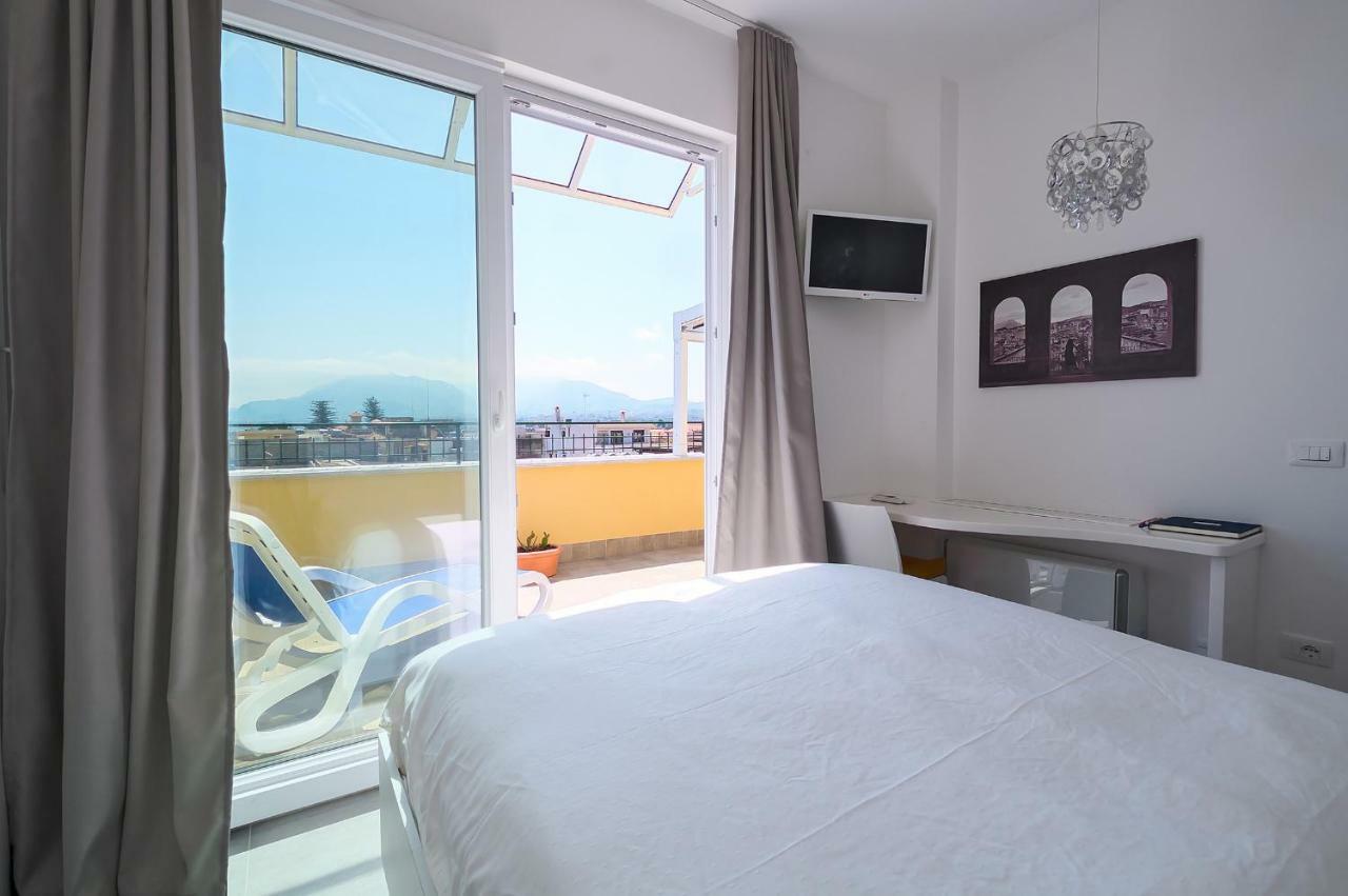 Апартаменты Solemar Sicilia - Casa Panorama Санта-Флавия Экстерьер фото